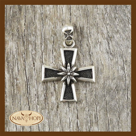 Anhänger Kreuz mit Edelweiß