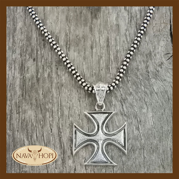 Anhänger Kreuz mit Kette
