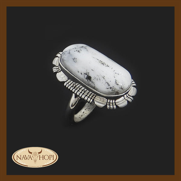 Navajo Damenring White Buffalo