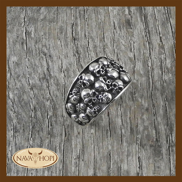 Ring Skulls