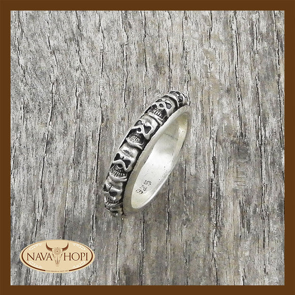 Ring Skulls