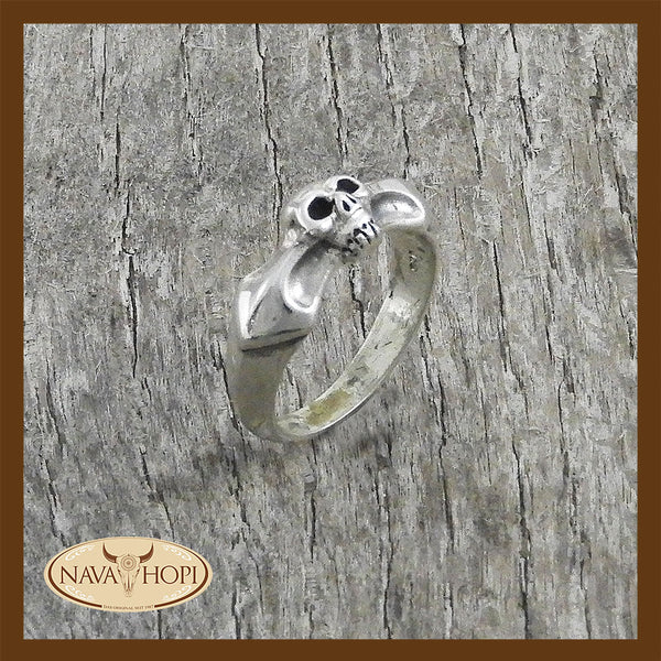 Ring Skull