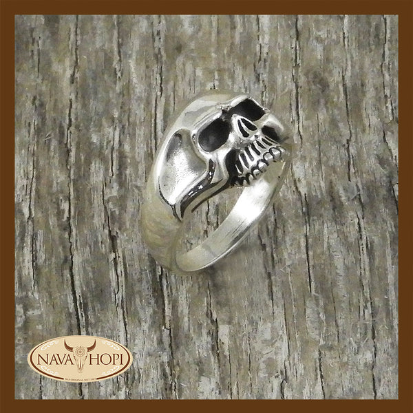 Ring Skull
