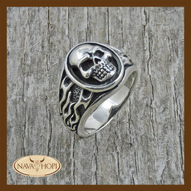 Ring Totenkopf