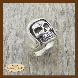 Ring Skull